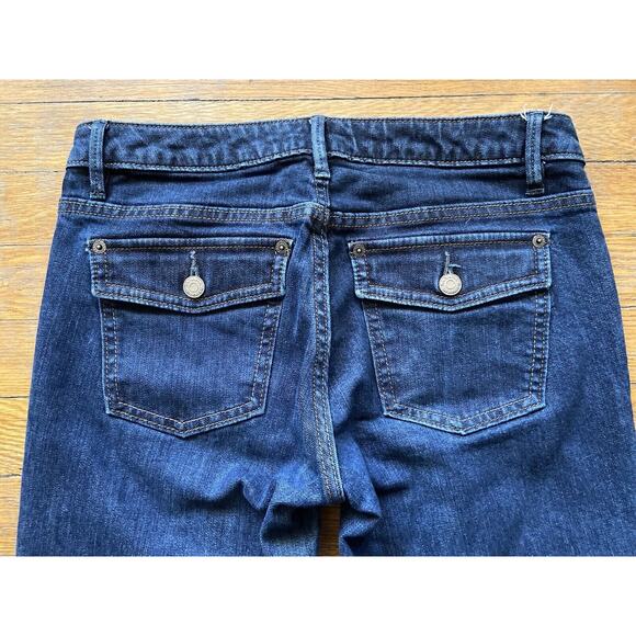 BANANA REPUBLIC Dark Wash Flared Jeans sz 4R (w30) - Picture 10 of 11